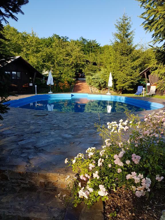 Camping Robinson Country Club Oradea Exterior photo